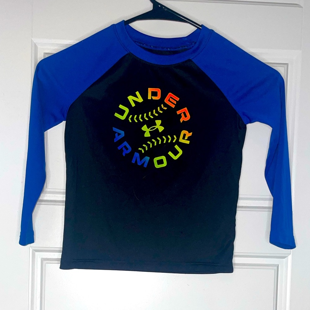 Boys Sz 4 Black Long Sleeve Under Armour Baseball‎ Performance Shirt